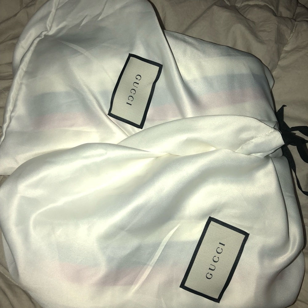 Never-worn GUCCI leather platforms - Picture 4 of 4